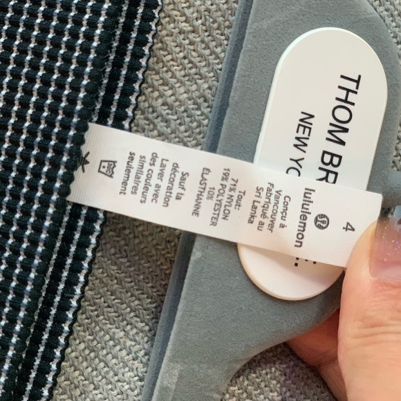 💙lululemon Ebb to Train Tight💙 - Picture 8 of 8